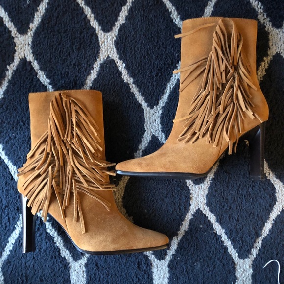 Women’s fringe boots - Picture 1 of 3